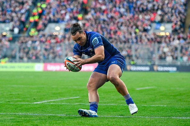 Leinster v Munster: Blues take early advantage at sold-out Croke Park 