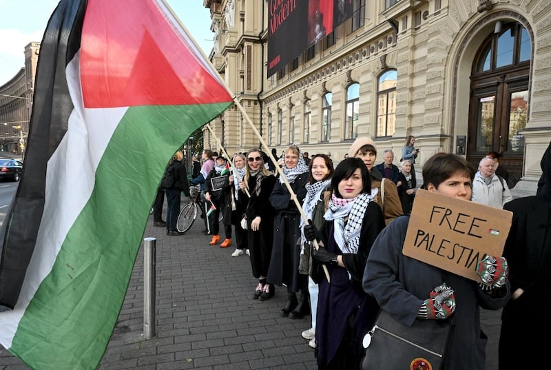 Majority of Finns call for sanctions and war crime charges against Israel