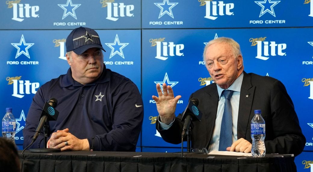 Cowboys' owner Jerry Jones not considering coaching change after blowout loss