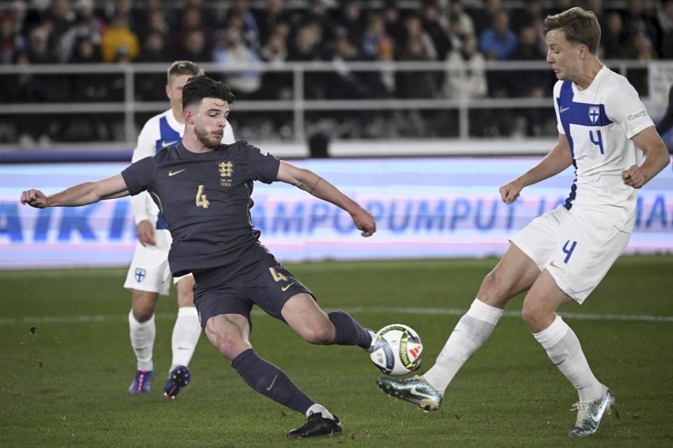 England get back to winning ways but interim coach Carsley says team needs a 'world class' manager