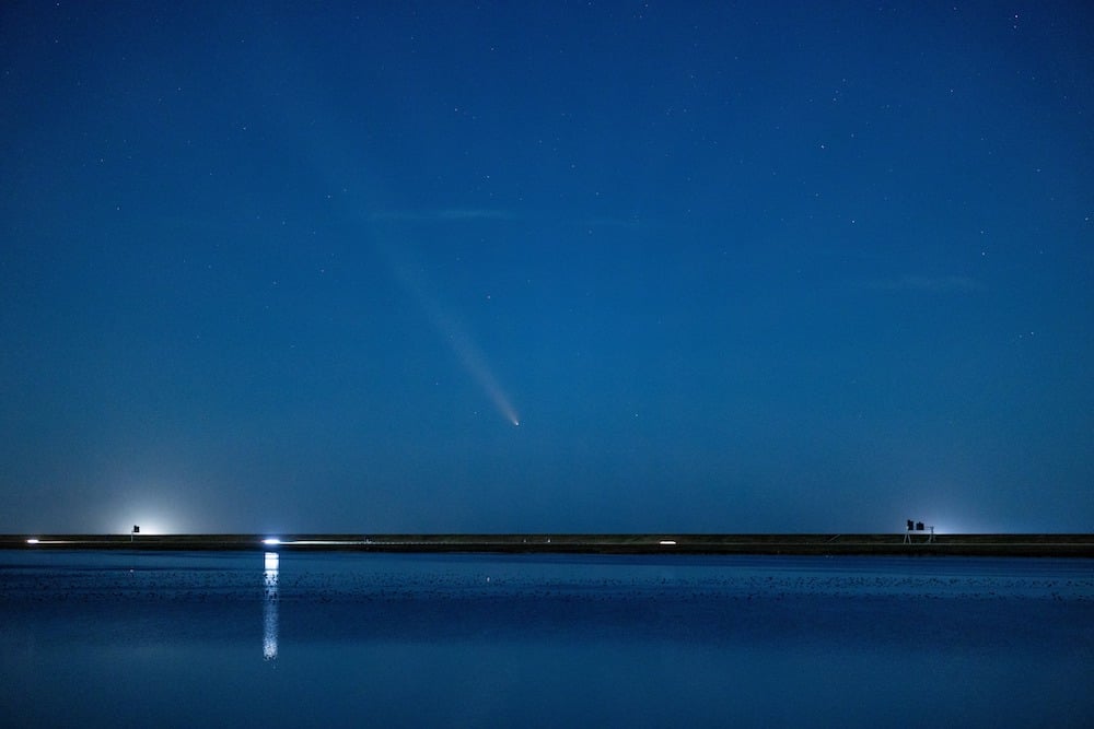 Skywatchers can see a comet and super moon this week