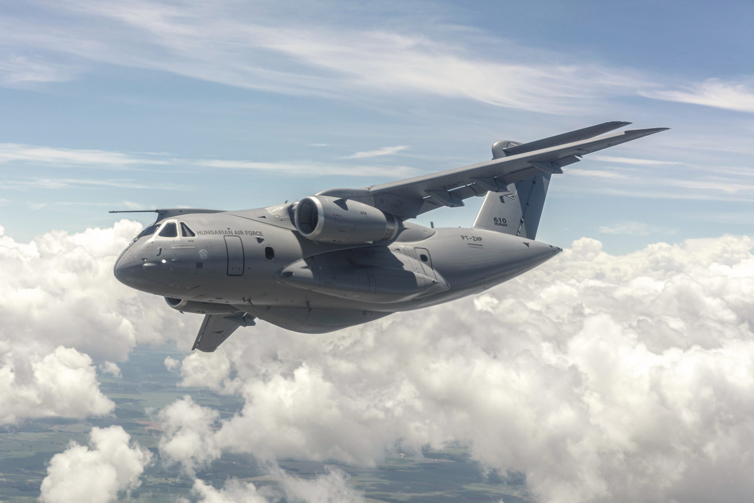 The Cutting-Edge KC-390 and C-17 Aircraft Take Flight in Defense Spotlight