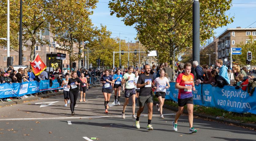 22,500 runners take part in 48th edition of Amsterdam marathon on Sunday