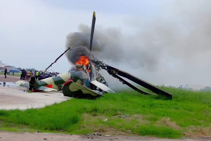 No survivors after military helicopter crashes in DR Congo