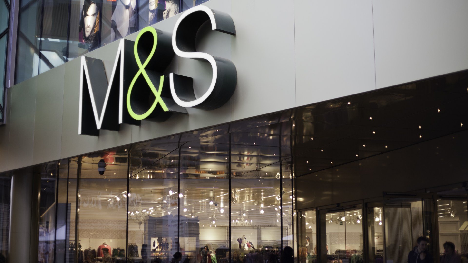 M&S issue nationwide recruitment appeal in search for 210 new staff ahead busy Christmas season