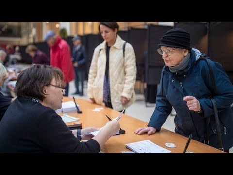 Lithuanians head to the polls for parliamentary election