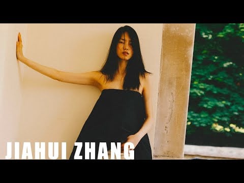 Top Newcomers JIAHUI ZHANG Model SS 2025 - 4K