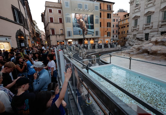 Tub set up for Trevi Fountain coins during restoration