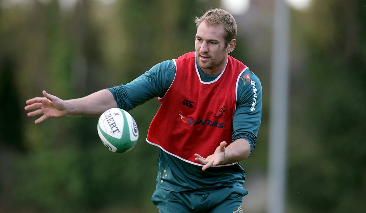 Ex-Leinster star reveals he fled Ireland after Gardai warning