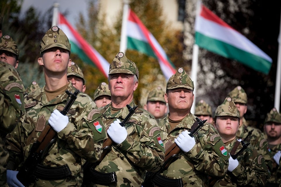 Military changes: Government allowed to deploy Hungarian troops abroad in secret