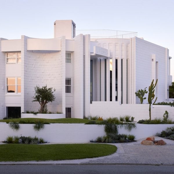 Mark Jeavons and Ohlo Studio restore 1970s home in Australia