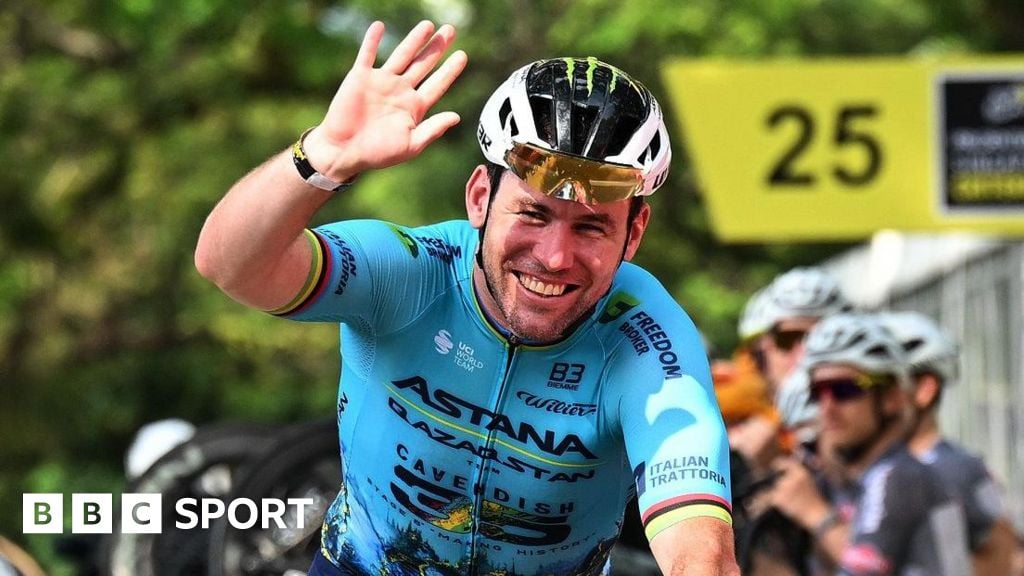 Mark Cavendish wins final race before retirement in Tour de France Criterium in Singapore