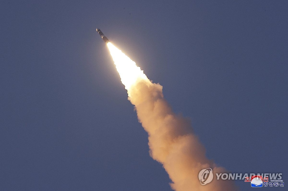 (LEAD) N. Korea's Hwasong-19 ICBM launch did not involve new engine test: lawmaker