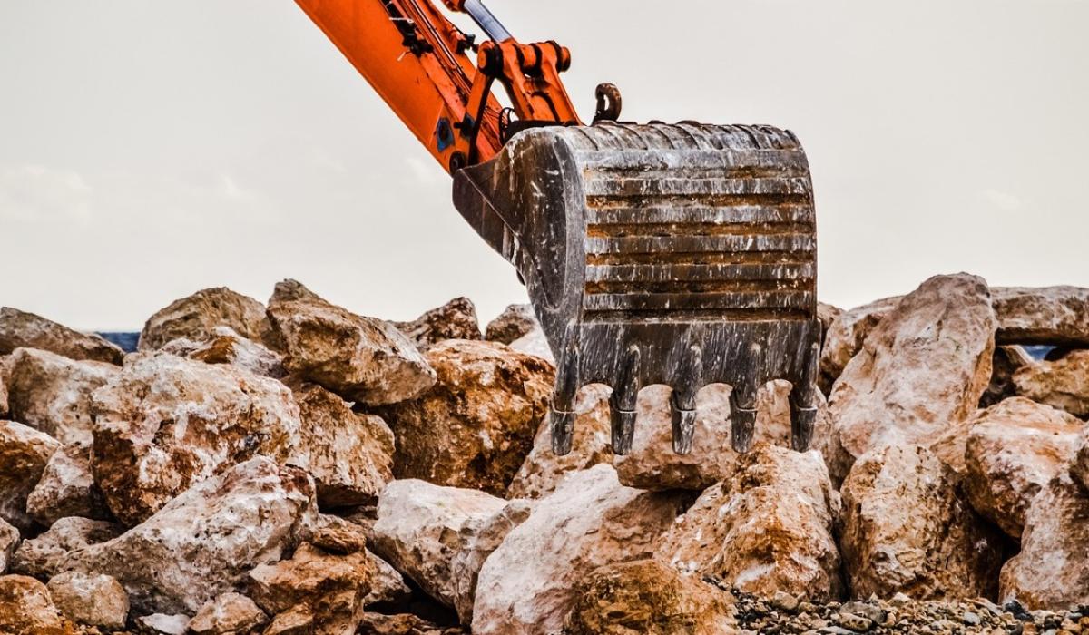 White van sought in probe over stolen digger buckets and rock breaker in Letterkenny