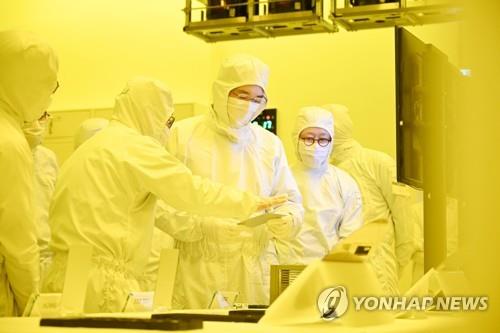 Samsung Electronics to expand chip packaging facilities for HBM