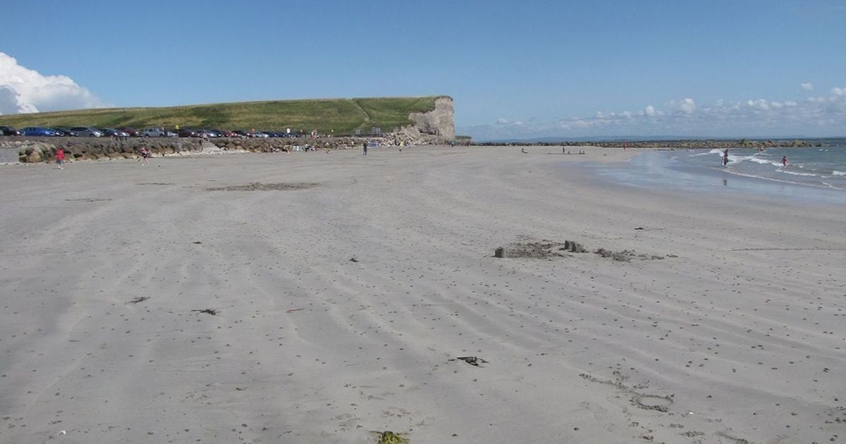 Major search operation underway for two swimmers missing off popular Galway beach