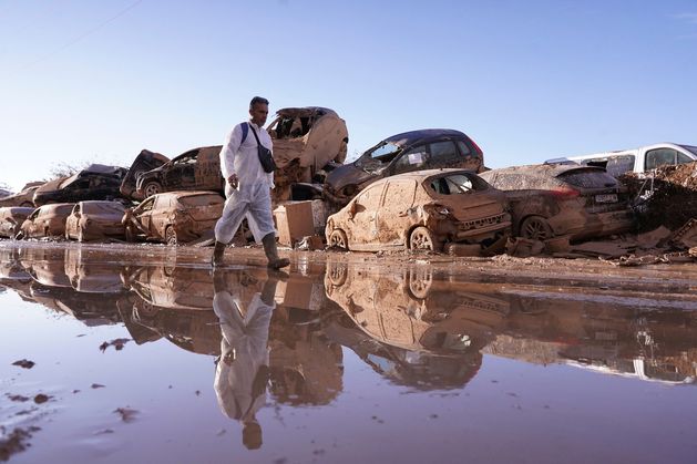 Flood-hit Spanish towns brace for another big storm