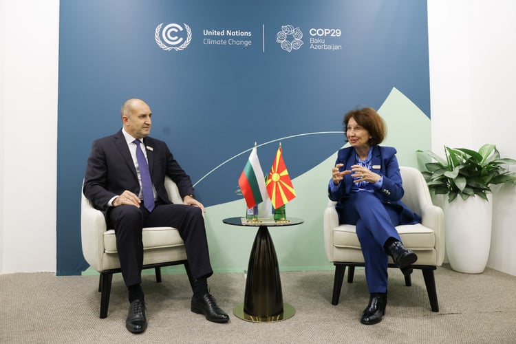 President Radev Confers with North Macedonia Counterpart Siljanovska in Baku