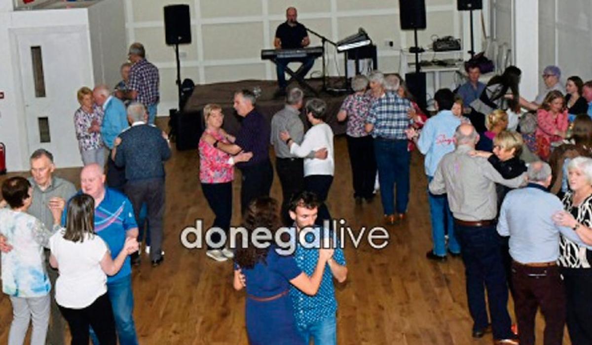 In pictures: Great turn-out for the social dance at The Plaza in Buncrana
