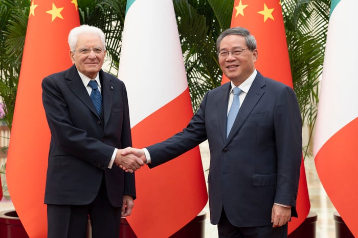 Balanced trade relations, more Chinese investments-president