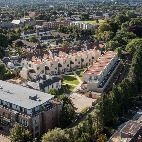 Shay Cleary Architects completes "first low-rise, high-density residential development in Ireland"