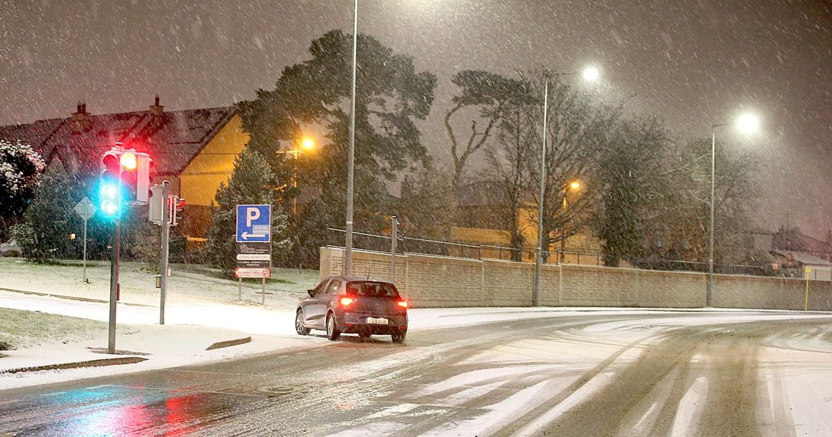 Ireland snow warning as Met Eireann says 'there are two scenarios' - and one means winter havoc