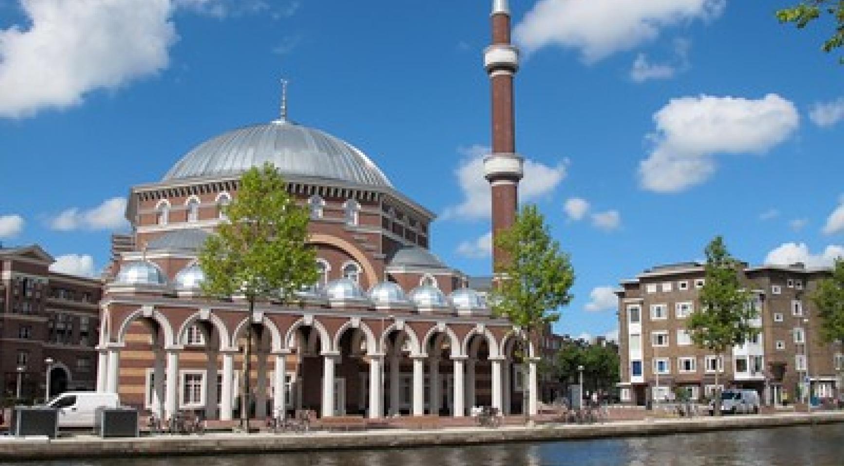 Amsterdam mosques condemn recent violent incidents in the city