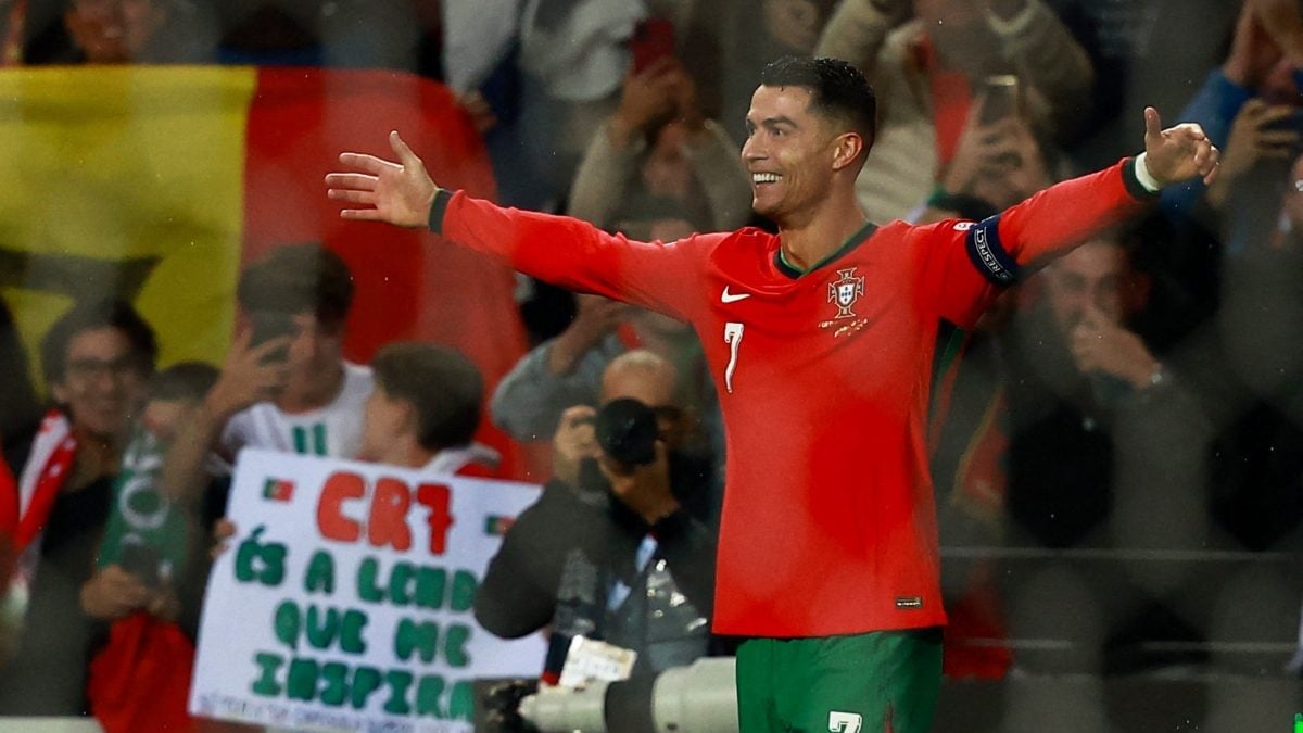 Ronaldo scores incredible goal from bicycle kick as Portugal beat Poland to reach UEFA Nations League quarter-finals