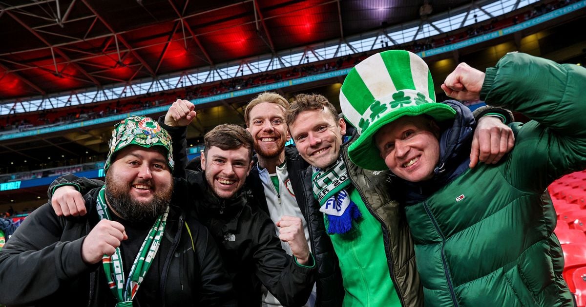 Ireland fans boo as Wembley screens show ex-England internationals predicting big win