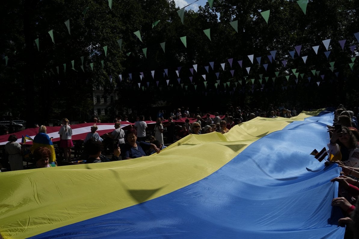 Moment of silence for Ukraine on Tuesday morning in Latvia