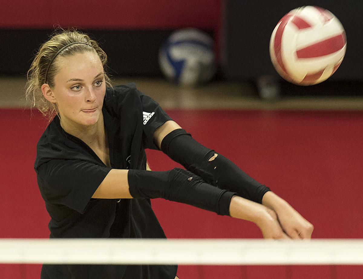 Former Nebraska Volleyball Star Ally Batenhorst Faces Major Dilemma During Recent Huskers vs Trojans Game