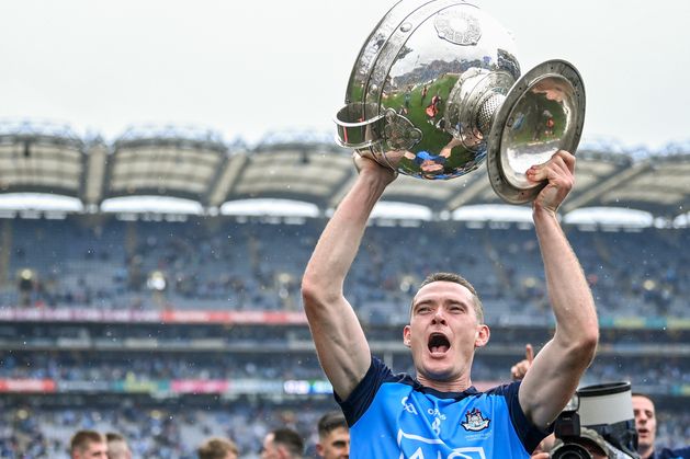 Indo Sport podcast: Bits & Bobs: Brian Fenton bows out at the top | Can we support Northern Ireland?