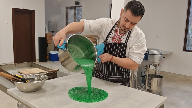  Gabrovo Region Nominates Master Candymaker for Living Human Treasures