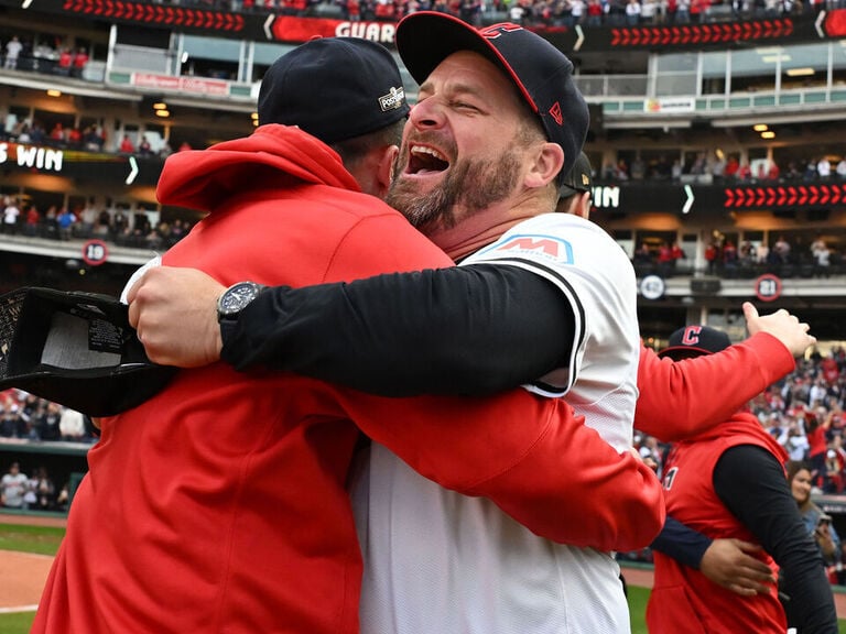 Guardians' Vogt named AL Manager of the Year after stellar 1st season