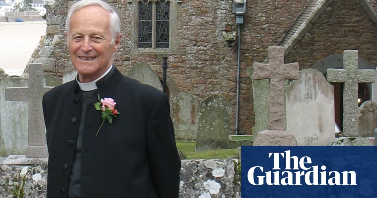 Michael Halliwell obituary