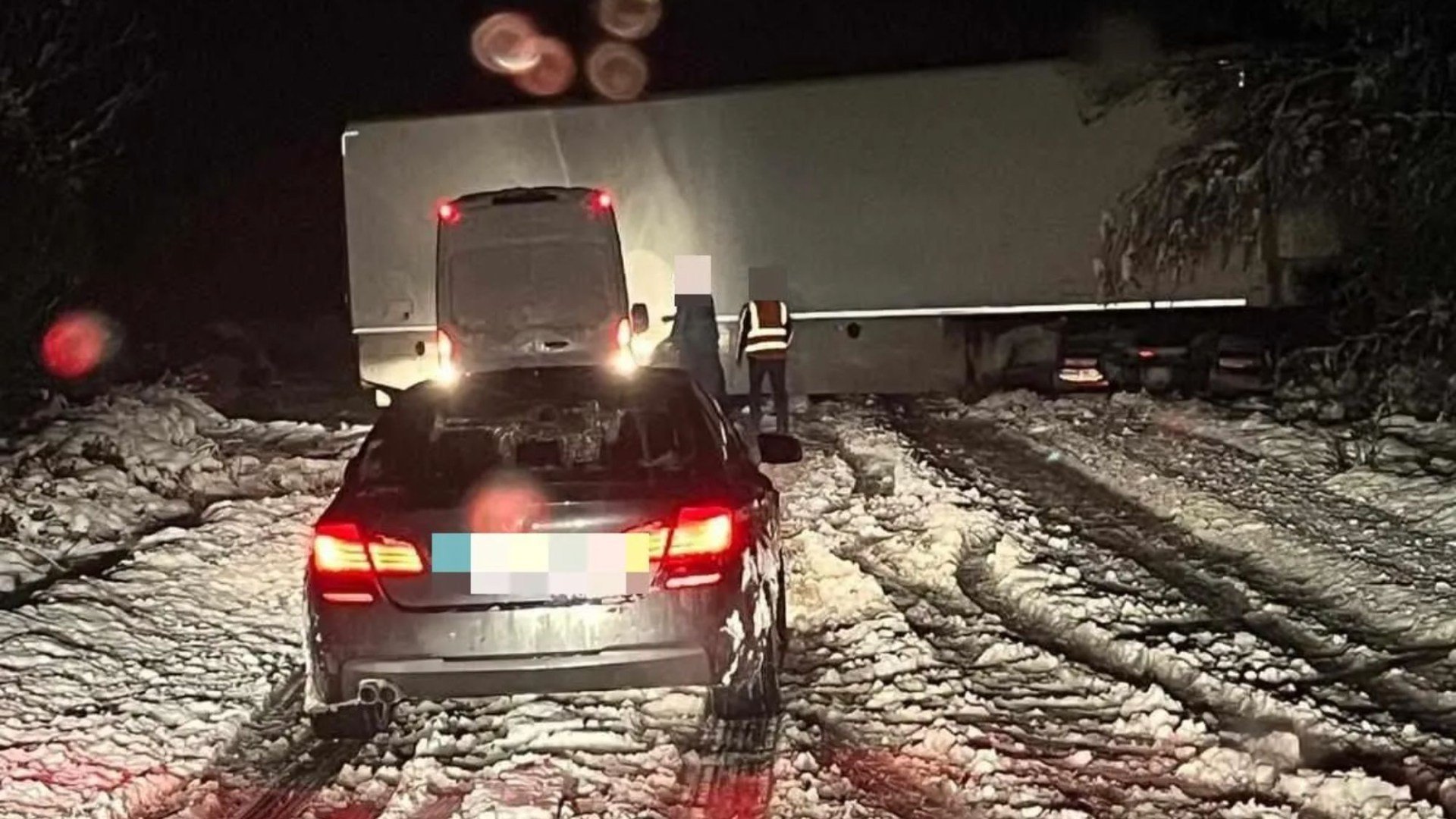 'Cold & treacherous start' as 5mm of snow and 20mm of rain causes traffic CHAOS & crashes as temps to fall to -4 AGAIN