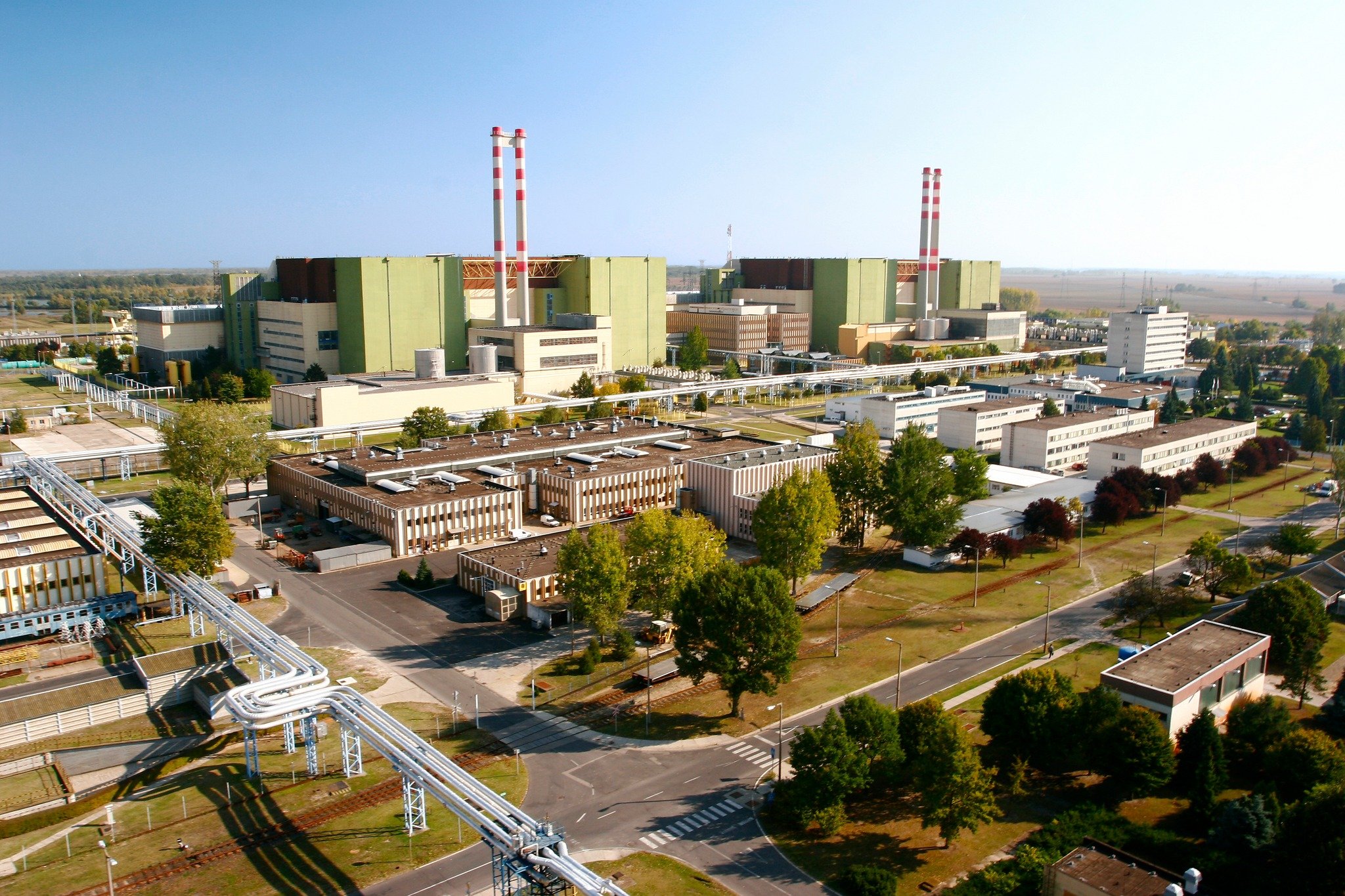 Paks Nuclear Power Plant Earns International Praise for Safety Commitment