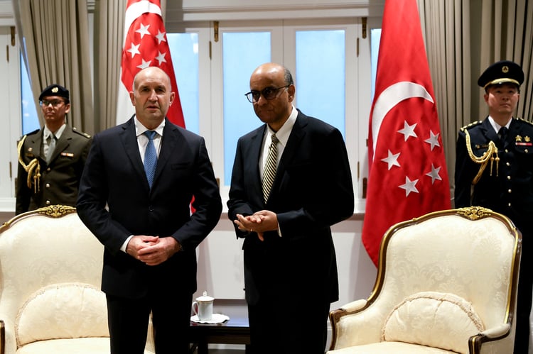 Bulgaria, Singapore Have Political Will to Work Together, President Radev Says