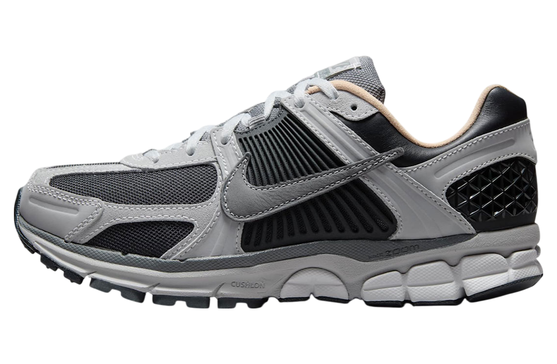 Nike Zoom Vomero 5 Smoke Grey / Peach