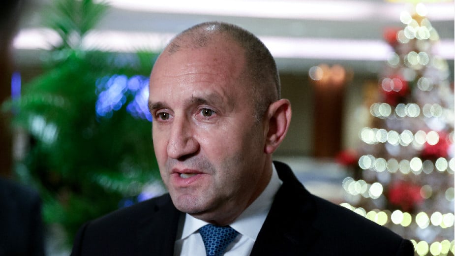 President Rumen Radev meets the Bulgarian community in Singapore