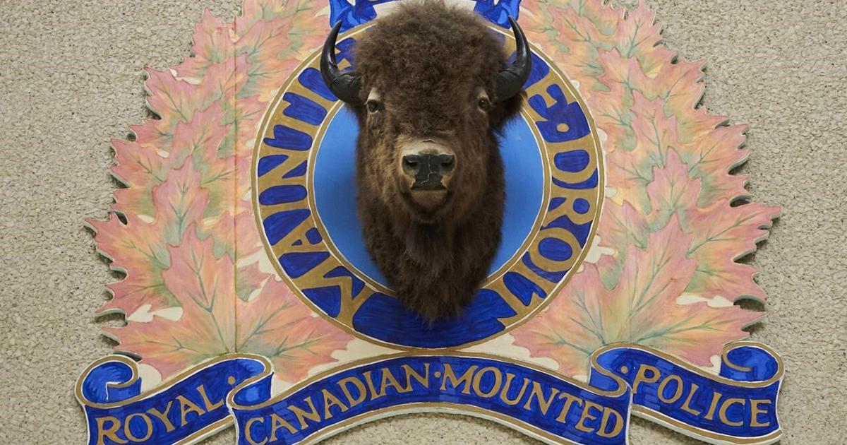 Officer shoots, kills armed teen on northern Manitoba First Nation: RCMP