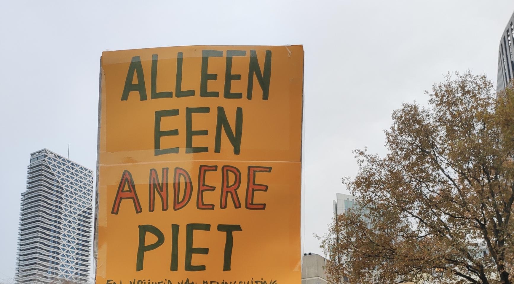 Kick Out Zwarte Piet will no longer protest at Sinterklaas arrival parties