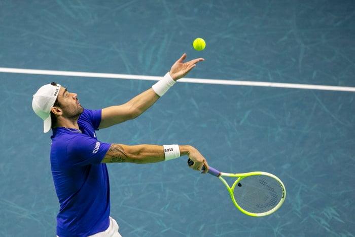 Davis Cup: Berrettini puts Italy 1-0 up in semi-final