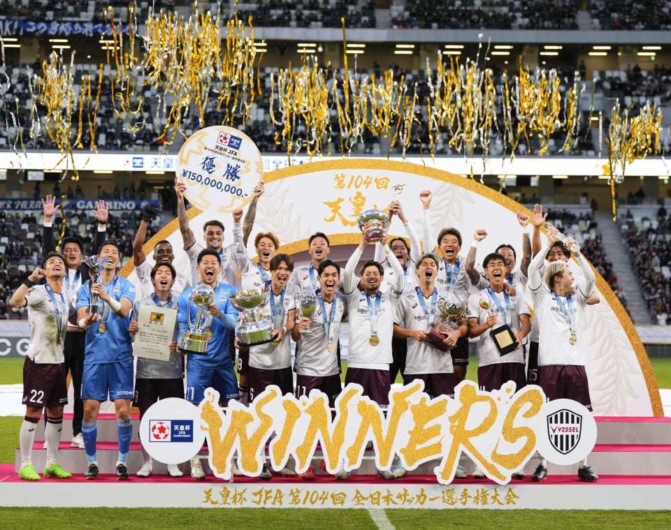 Football: Kobe edge local rivals Gamba to claim 2nd Emperor's Cup