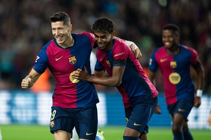 Barcelona stunned by late goals in La Liga