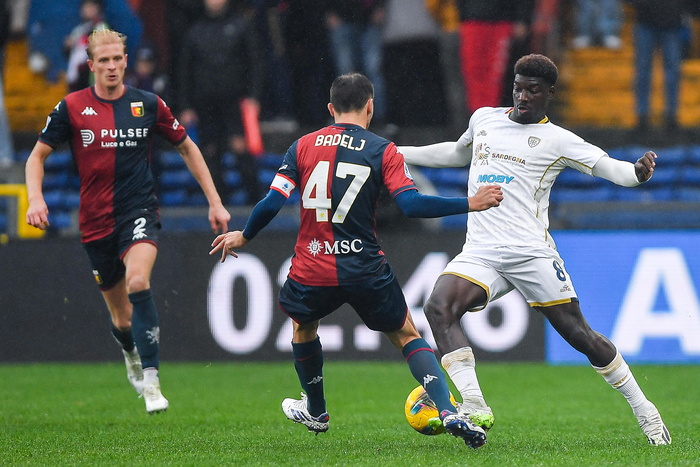 Soccer: Genoa draw with Cagliari in first match under Vieira