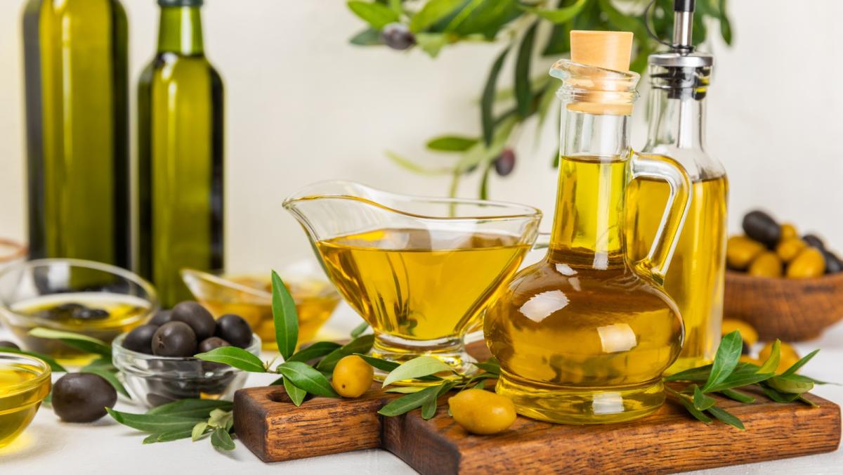 The High-End Olive Oil You Can Find At Costco For A Bargain