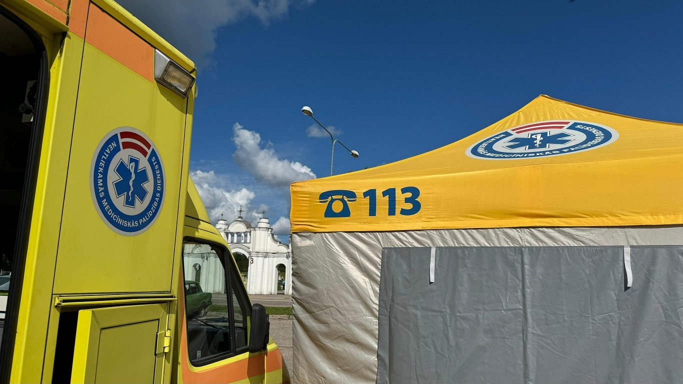 Healthcare union protests against planned changes in emergency services