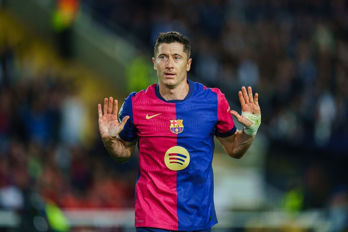 Lewandowski brace for 101 CL goals; City collapse in Feyenoord draw