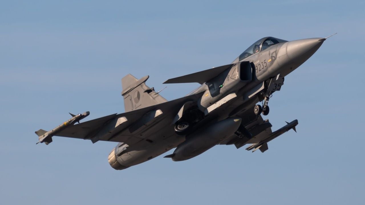 Sweden Funds Up To 14 Saab JAS 39 Gripen Fighter Jets For Ukraine